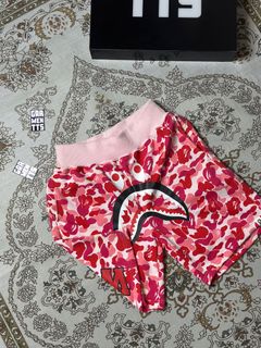 (Category: ) located in . Submitted by _garmentts (Listing ID 1429409606, Image 1). Description: .