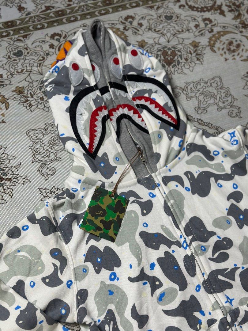 BAPE Shark Camo Hoodie (Category: Hoodies) located in Baao. Submitted by _garmentts (Listing ID 1429409616, Image 1). Description: Size: M-XL 100% Brand New With Plastic Bag Dm for more details📩 .