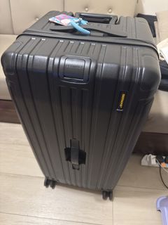 （分類：）位於 。 由 alexonsell 提交（商品編號 1429439039，圖片 1）。簡介： 。