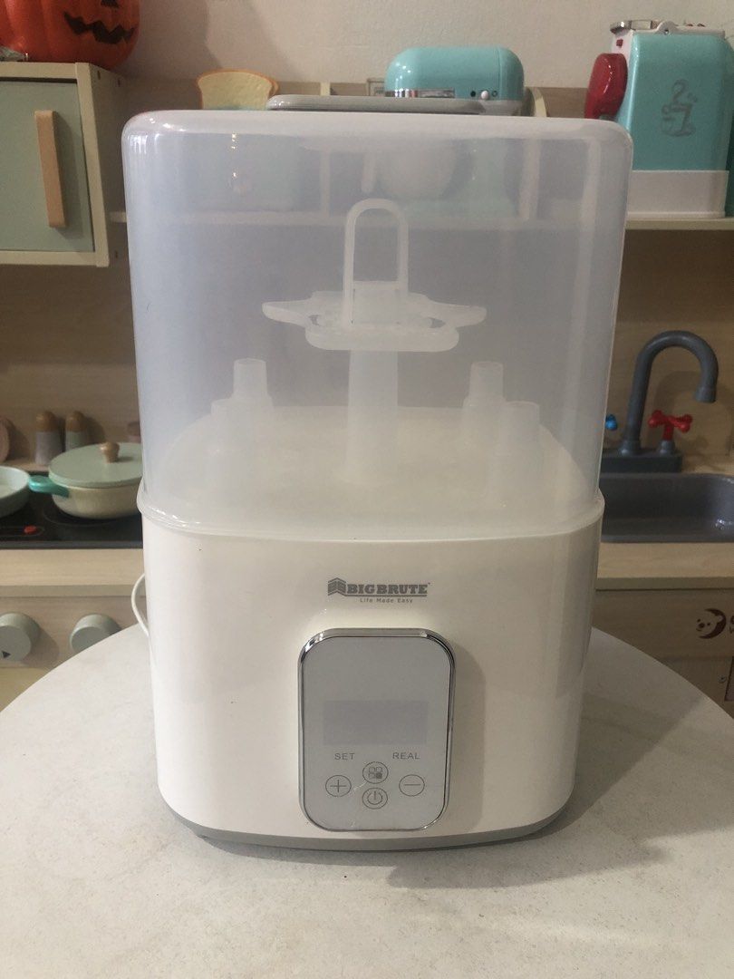 Big Brute Feeding Bottle Sterilizer (Category: Breastfeeding & Bottle Feeding) located in Imus. Submitted by allthingsgood.ph (Listing ID 1429429123, Image 1). Description: Big Brute Feeding Bottle Sterilizer - 1000 _____ 1st photo - Actual item 2nd photo - Blue app reference for original price.