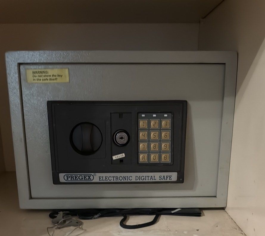Blackbox Safe (Category: Storage Boxes & Baskets) located in Manila. Submitted by elaurastaa58872 (Listing ID 1429501999, Image 3). Description: High quality safety vaults very affordable. Pre loved .