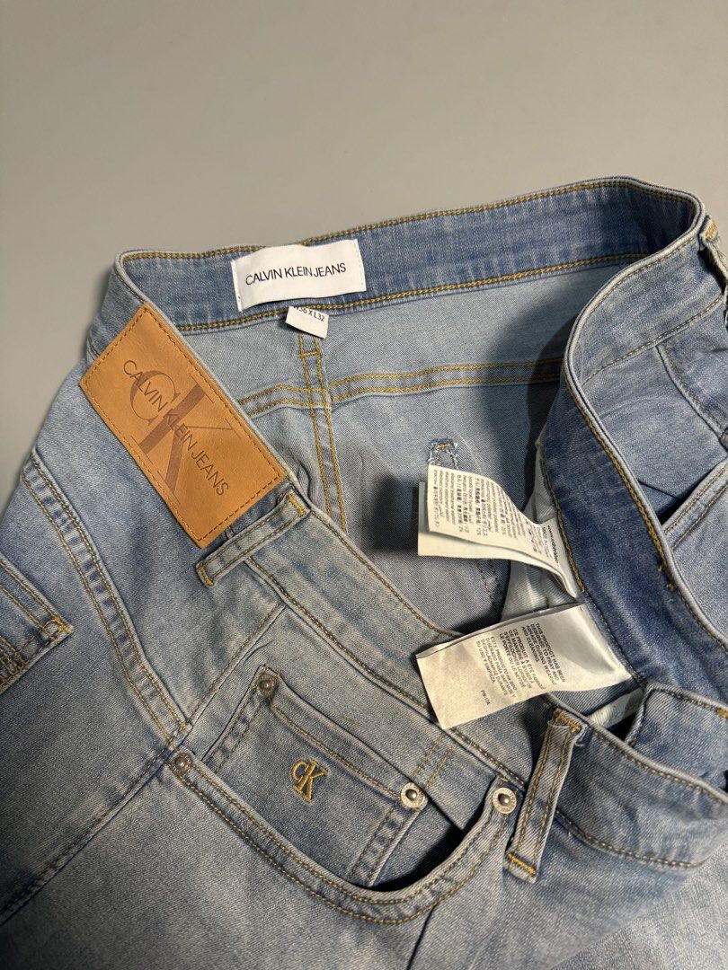 Calvin Klein Jeans Light Wash Denim (Category: Jeans) located in Sipalay. Submitted by collidethrift (Listing ID 1429436048, Image 3). Description: PTPA FOR SALE❗️❗️❗️ Calvin Klein Jeans Size 36 Length 41 Leg opening 7.5 Good as new condition Stretchable No issue 🏷️750+ship 📍Location Neg Occ 📦Ship via JNT EXPRESS 📩📩📩.