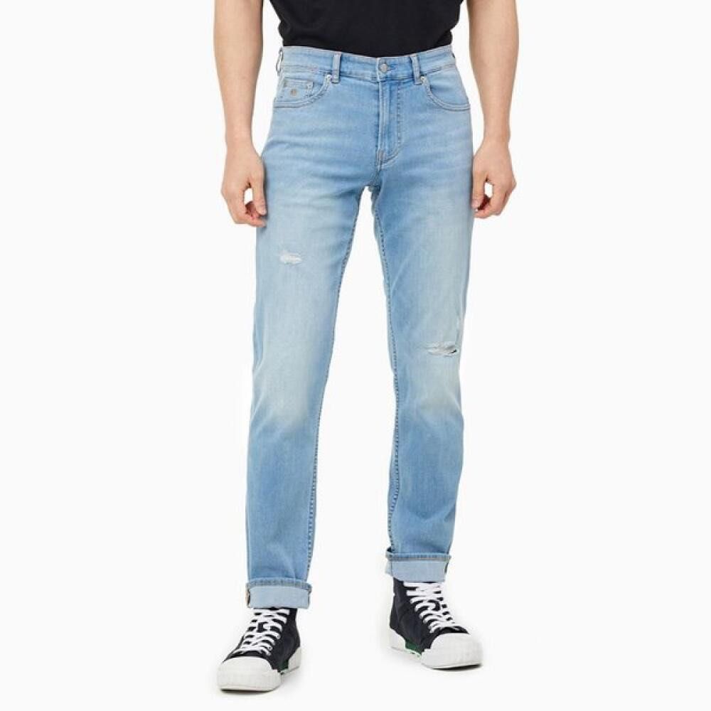 Calvin Klein Jeans Light Wash Denim (Category: Jeans) located in Sipalay. Submitted by collidethrift (Listing ID 1429436048, Image 1). Description: PTPA FOR SALE❗️❗️❗️ Calvin Klein Jeans Size 36 Length 41 Leg opening 7.5 Good as new condition Stretchable No issue 🏷️750+ship 📍Location Neg Occ 📦Ship via JNT EXPRESS 📩📩📩.