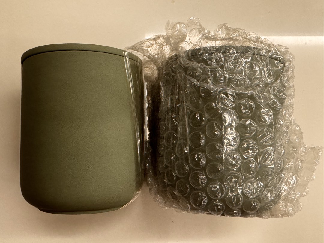 Caramic Pot Ceramic mini scented soy candle pot with lid, Everything Else on Carousell