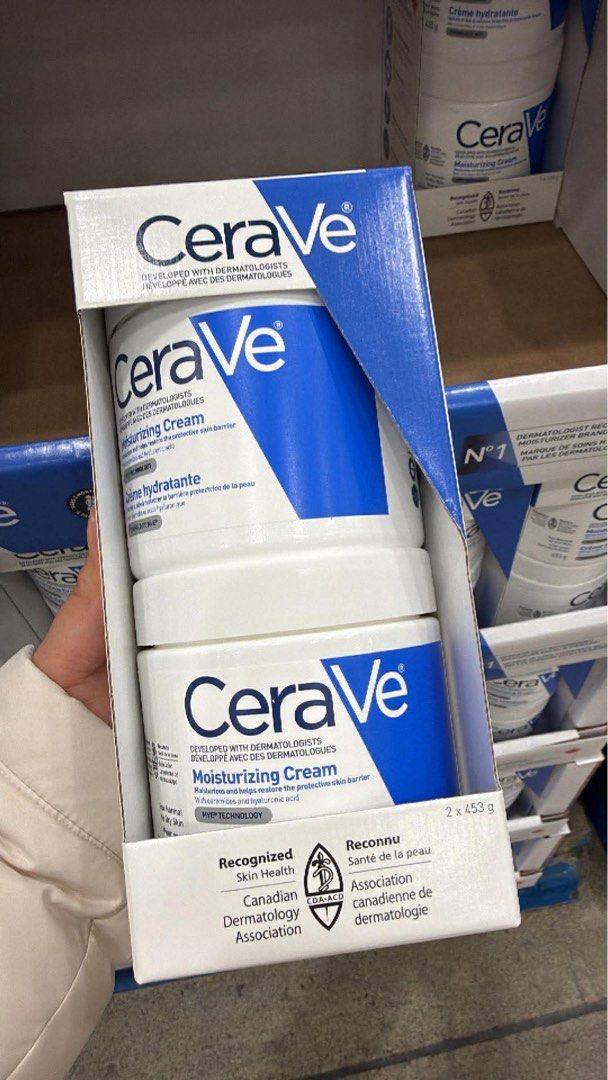 CeraVe Moisturizing Cream 2 x 453g (Category: Face Care) located in Santiago. Submitted by melanyas.fab.finds (Listing ID 1429500995, Image 1). Description: .