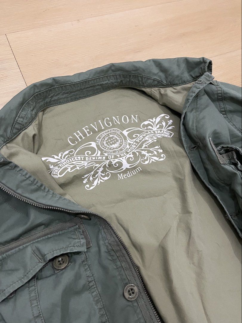 Chevignon Jacket Medium (Category: Coats, Jackets and Outerwear) located in Manila. Submitted by maynnn_tshard (Listing ID 1429449805, Image 1). Description: No issues Dimes 20W x 30L Has a pocket inside the jacket .