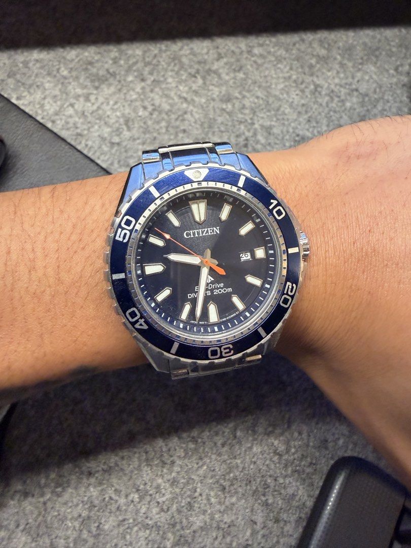 Citizen Eco-Drive Diver's Watch (Category: Men's Watches) located in Quezon City. Submitted by alexanderwayne (Listing ID 1429344891, Image 2). Description: • Original Citizen Promaster Diver (BN0190-82L) • Eco-Drive (solar, no battery needed) • 200m Diver – ISO certified • With box + extra links • Condition: (8/10, minimal scratches see photo) 💰 Price: Php 9,000 (slightly negotiable) 📍 Location: Nasugbu / nearby meetup 🤝 Meetup only for safet