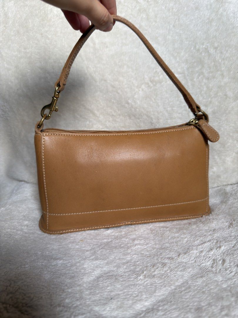 Coach Brown Leather Shoulder Bag (Category: Luxury Bags & Wallets) located in Naga. Submitted by shieshop (Listing ID 1429352331, Image 1). Description: Original Coach Vintage Bleeker in Tan Excellent Used Condition.