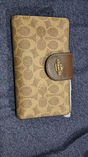 (Category: ) located in . Submitted by lfboutique (Listing ID 1429402559, Image 1). Description: .