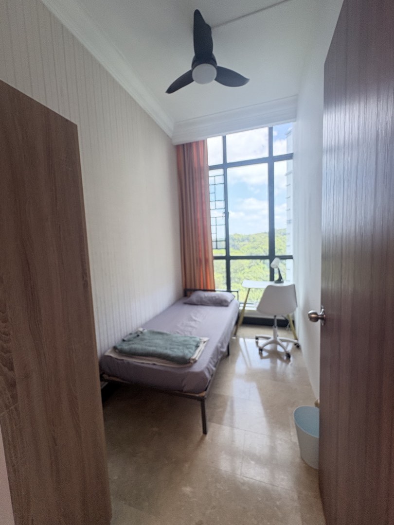 (Category: ) located in . Submitted by adviation.pty.sg (Listing ID 1429421099, Image 1). Description: .