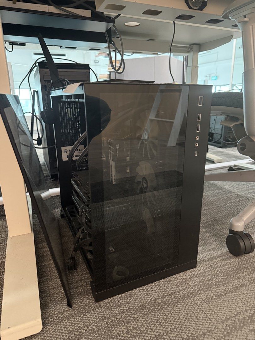 Custom Build PC Black419602394944655360