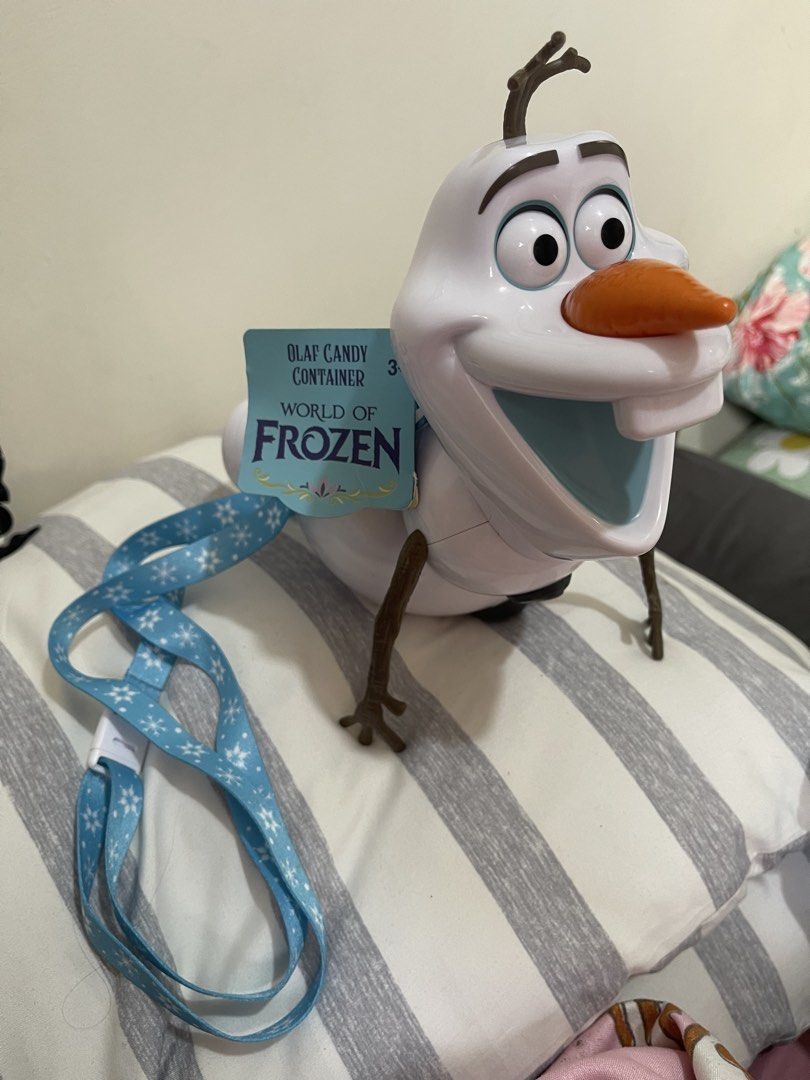 Disney Frozen Olaf Candy Container (Category: Character Goods) located in Arayat. Submitted by imeon13 (Listing ID 1429390537, Image 1). Description: .