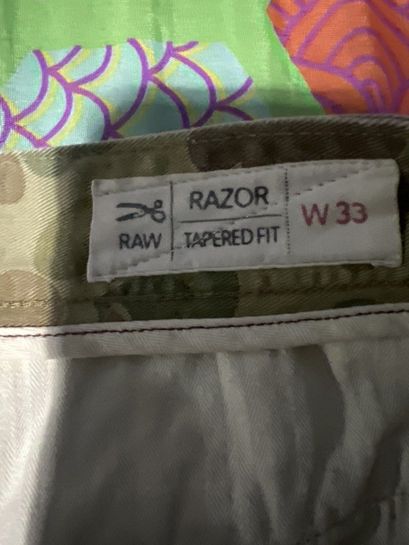 Duck Camo Cargo Shorts (Category: Shorts) located in Abucay. Submitted by selftaught (Listing ID 1429491615, Image 2). Description: .