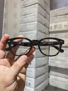 (Category: ) located in . Submitted by lens-frame-sg (Listing ID 1429442520, Image 1). Description: .
