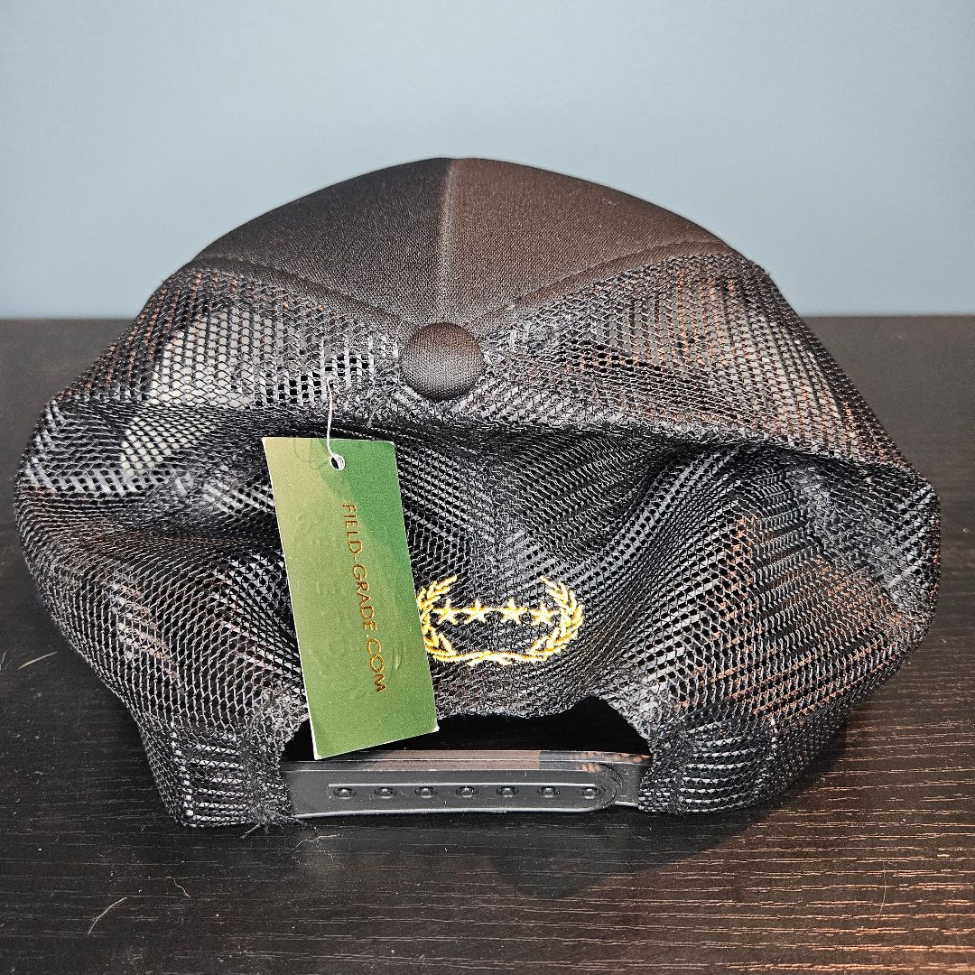 Field Grade We're All Screwed Trucker Hat (Category: Caps & Hats) located in Santa Rosa. Submitted by mcaps26 (Listing ID 1429423048, Image 3). Description: We're All Screwed Black Hat -Adjustable, snapback -issue: scratches on inner snap Discounts for purchases of 3 or more caps. Drop a message for inquiries. .