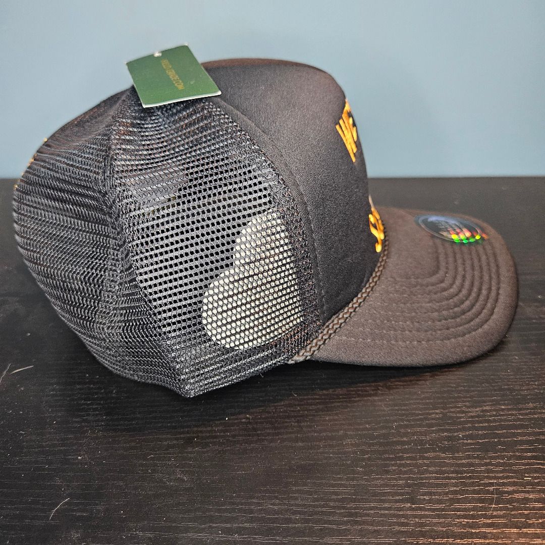 Field Grade We're All Screwed Trucker Hat (Category: Caps & Hats) located in Santa Rosa. Submitted by mcaps26 (Listing ID 1429423048, Image 2). Description: We're All Screwed Black Hat -Adjustable, snapback -issue: scratches on inner snap Discounts for purchases of 3 or more caps. Drop a message for inquiries. .