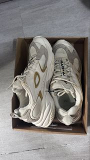 （分類：）位於 。 由 61swagggie 提交（商品編號 1429392916，圖片 1）。簡介： 。