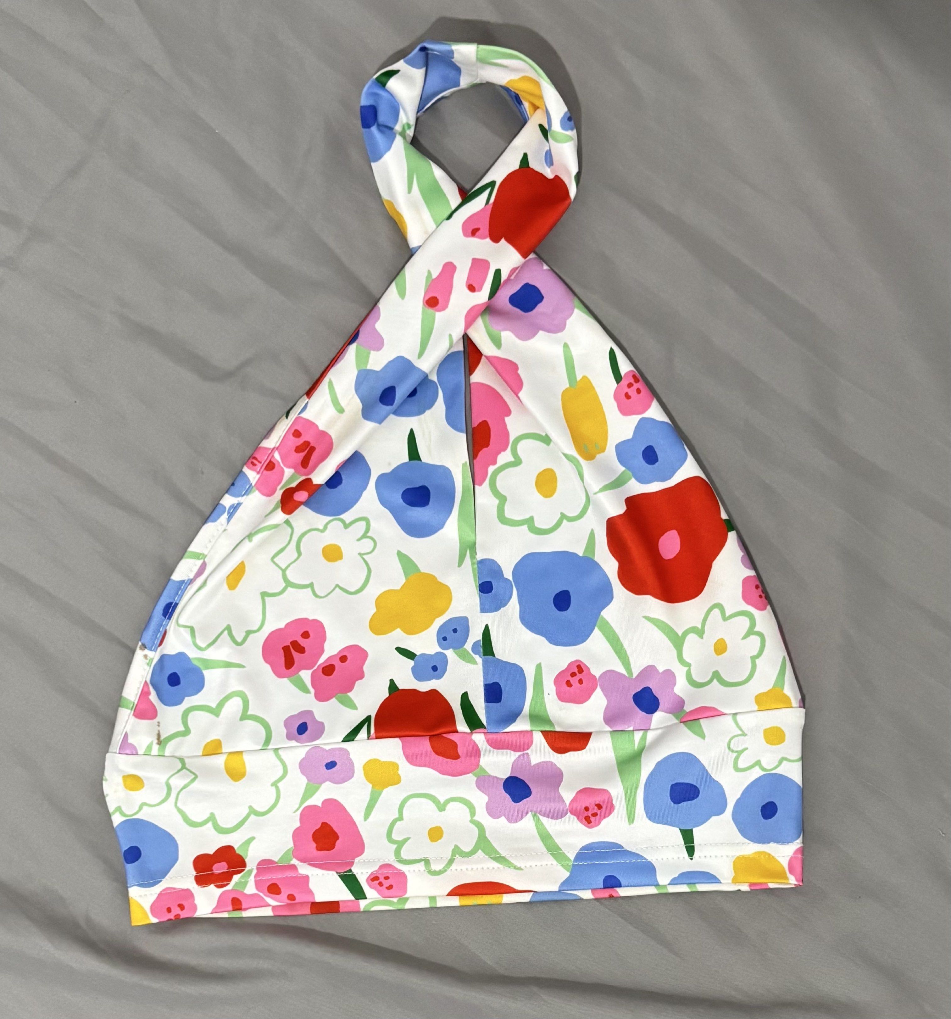 Floral Halter Top (Category: Sleeveless) located in Taytay. Submitted by oreomatcha (Listing ID 1429364148, Image 1). Description: Can fit xs-small frame Perfect for night out, beach . .