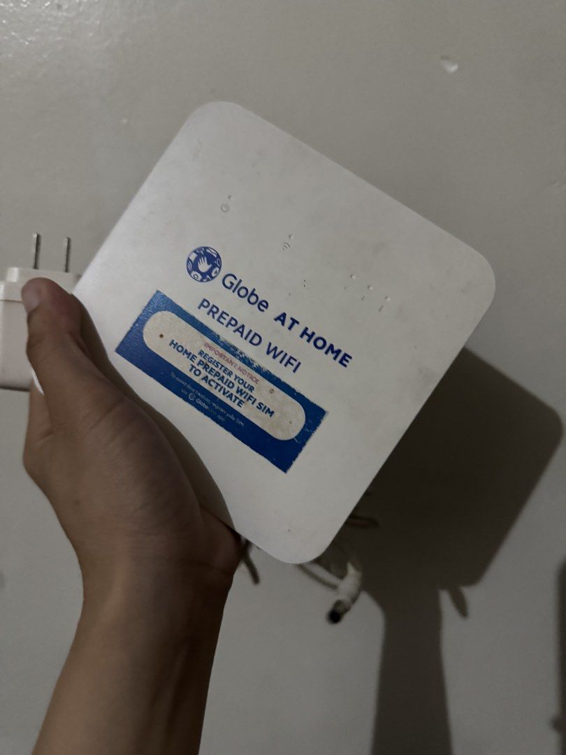 Globe At Home Prepaid WiFi (Category: Networking) located in Taguig. Submitted by mims_happycart (Listing ID 1429453651, Image 2). Description: Decluterring.