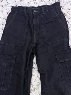 (Category: ) located in . Submitted by achts.instocks (Listing ID 1429418000, Image 1). Description: .