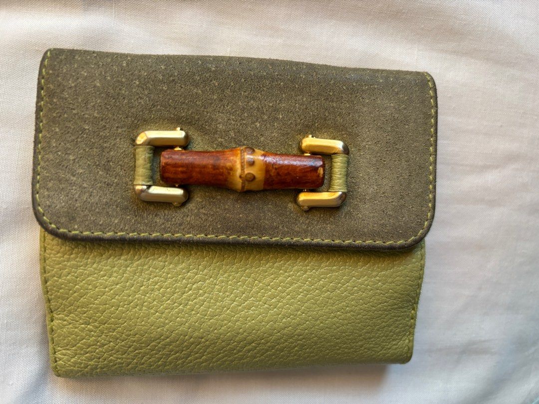 Gucci Bamboo Wallet (Category: Luxury Bags & Wallets) located in Tarlac. Submitted by vectorreyes (Listing ID 1429428901, Image 2). Description: •authentic Gucci Bamboo wallet •box included •coded •no issue! •vintage bamboo iconic design •collectors item - Diana Collection Rfs: upgrade.