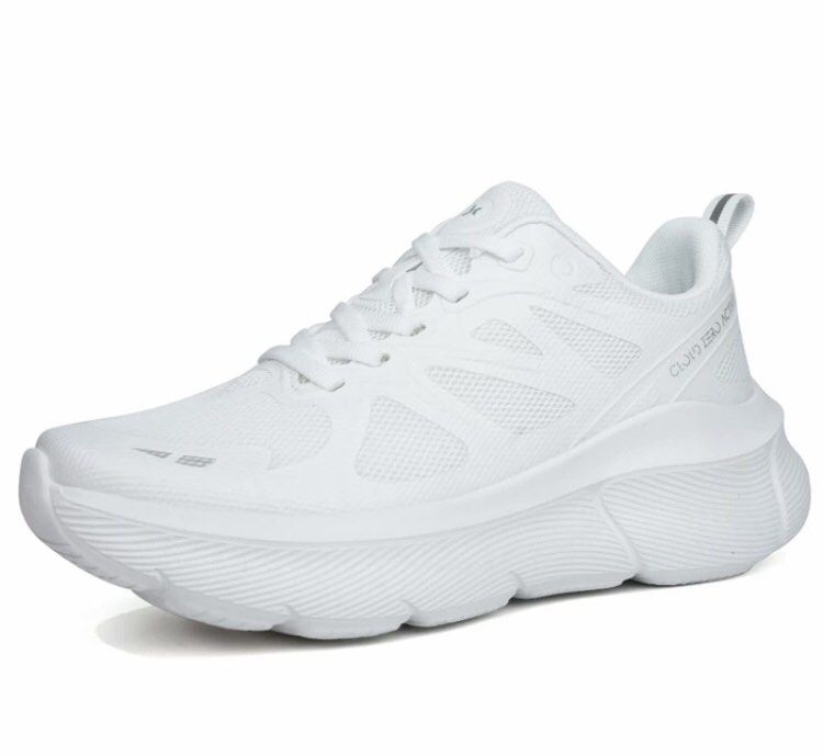 Hawkwell Women Knit Running Shoes Cloud Zero Active (Category: Sneakers) located in San Juan City. Submitted by bilikana (Listing ID 1429355245, Image 1). Description: ￼AUTHENTIC Hawkwell Women Running Shoes (with Box) Color: White Size: EU 37 / US 6 / 23.7cm Good as New Original Price: 1599 RFS: Wrong Size Message me for more Actual Photo.