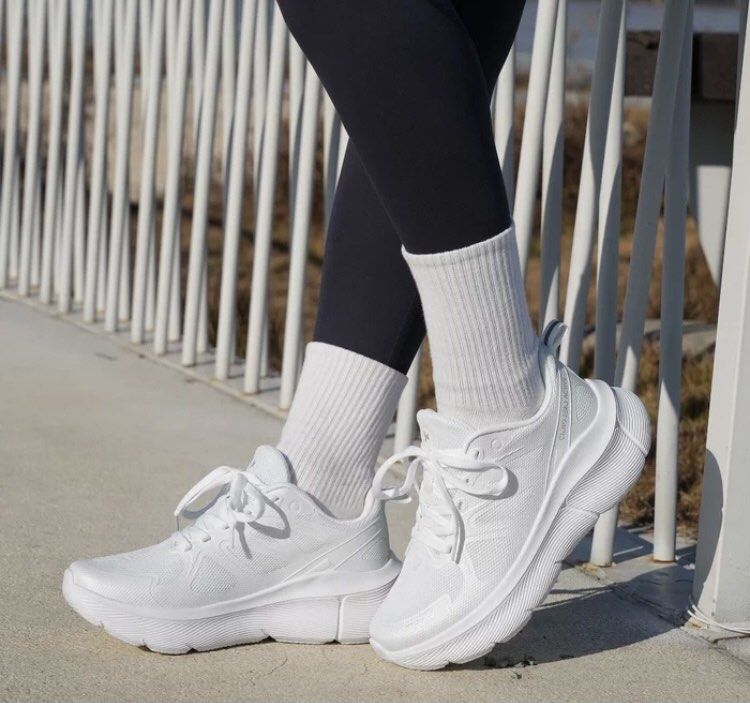 Hawkwell Women Knit Running Shoes Cloud Zero Active (Category: Sneakers) located in San Juan City. Submitted by bilikana (Listing ID 1429355245, Image 2). Description: ￼AUTHENTIC Hawkwell Women Running Shoes (with Box) Color: White Size: EU 37 / US 6 / 23.7cm Good as New Original Price: 1599 RFS: Wrong Size Message me for more Actual Photo.