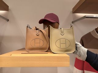 （分類：）位於 。 由 lovelything 提交（商品編號 1429492055，圖片 1）。簡介： 。