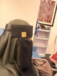(Category: ) located in . Submitted by hoorain.modestwear (Listing ID 1429350609, Image 1). Description: .