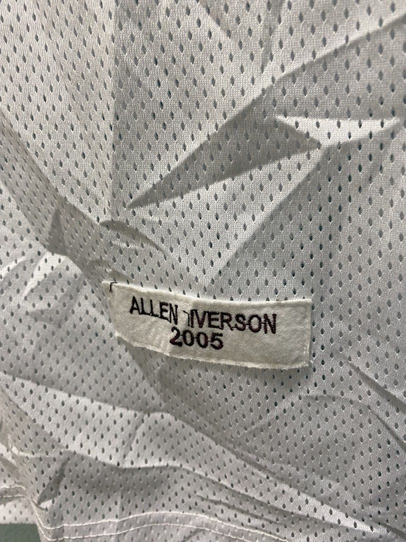 Jersey (Category: Activewear) located in Bachok. Submitted by duniabundle30 (Listing ID 1429452813, Image 2). Description: NBA Jersey pit 22 labuh 31 MLB Jersey pit 24 labuh 31 Condition semua baru .