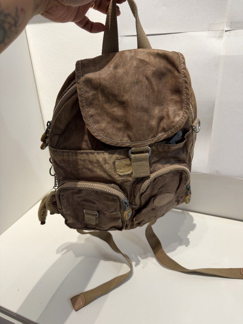 Kipling Brown Mini Backpack (Category: Backpacks) located in Santa Rosa. Submitted by vsshoppe (Listing ID 1429436834, Image 1). Description: As is where is. WYSIWYG. Auth/OG Pls check photos for flaws 1. ) Make offer 2. ) Payment thru Gcash/Maya/BPI (Item + Shipping fee) I can provide QR code 3.) Location: Santa Rosa, Laguna Meet up around Santa Rosa/Binan/Cabuyao Shipping in any location thru J&T or LBC, Lalamove if nearby or however/whichever 
