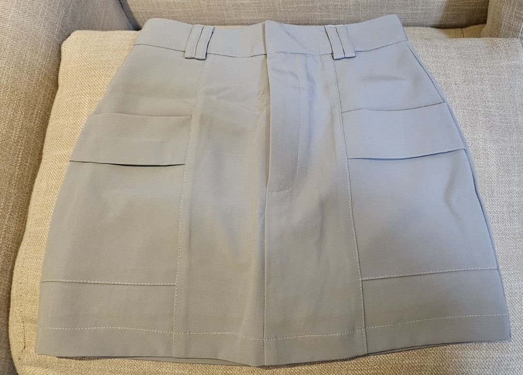 Lealea BKK Thailand Light Blue Skort (Category: Skirts) located in Taguig. Submitted by phpreaime (Listing ID 1429431456, Image 2). Description: For Sale LeaLea Gabrielle Skort Bought as BKK pasabuy for 750 pesos. Size Small (best for waist 24-25), selling at 680 pesos. RFS I didn't realize I gained wait. Small doesn't fit me anymore..