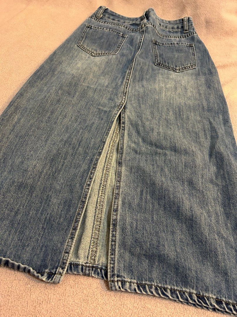 Long Denim skirt (Category: Skirts) located in Quezon City. Submitted by hercee (Listing ID 1429387890, Image 3). Description: .
