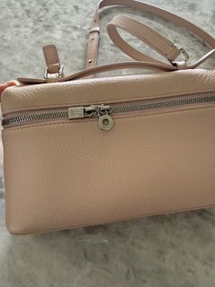（分類：）位於 。 由 itscocomelon 提交（商品編號 1429350506，圖片 1）。簡介： 。