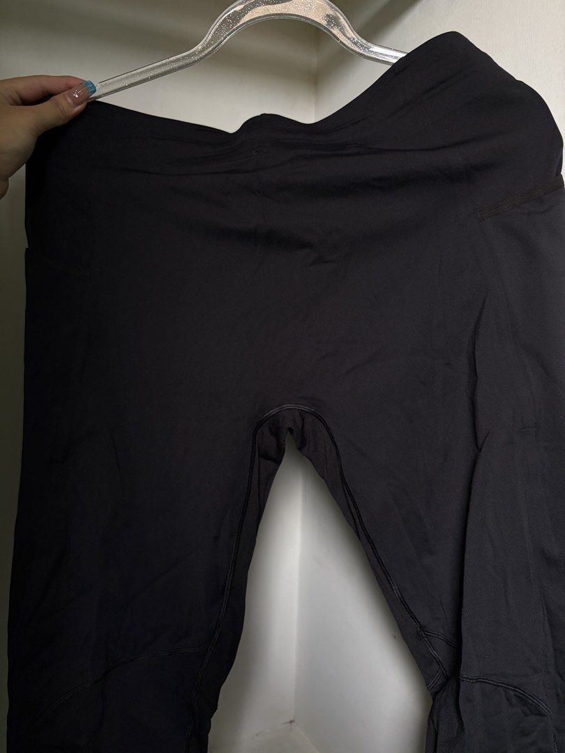Lululemon Black Leggings (Category: Activewear) located in Pulilan. Submitted by margaretsedit (Listing ID 1429414646, Image 2). Description: Black Lululemon leggings. Features a small logo on the side. Includes a drawstring and a pocket. The leggings have a seam detail on the legs. The leggings have a high waist design. Add 62 for SF.