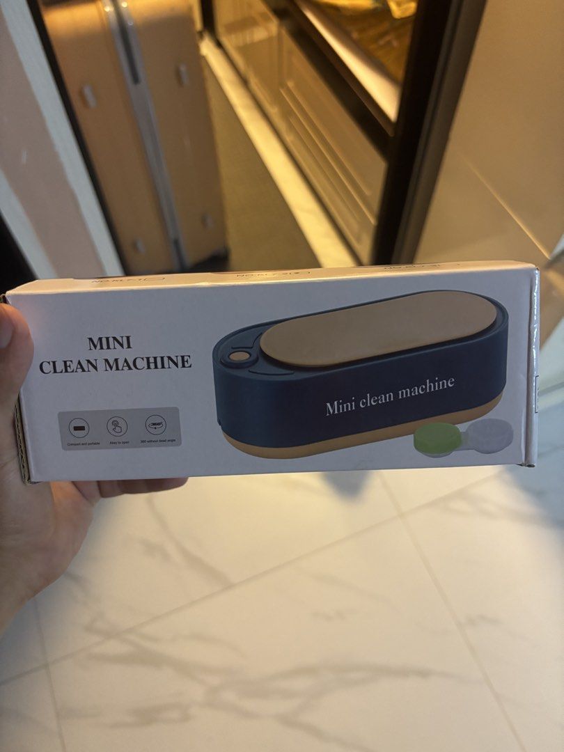 Mini Clean Machine （分類：其他家庭電器）位於 Hong Kong。 由 sumit2714 提交（商品編號 1429467620，圖片 2）。簡介： Pink colour。