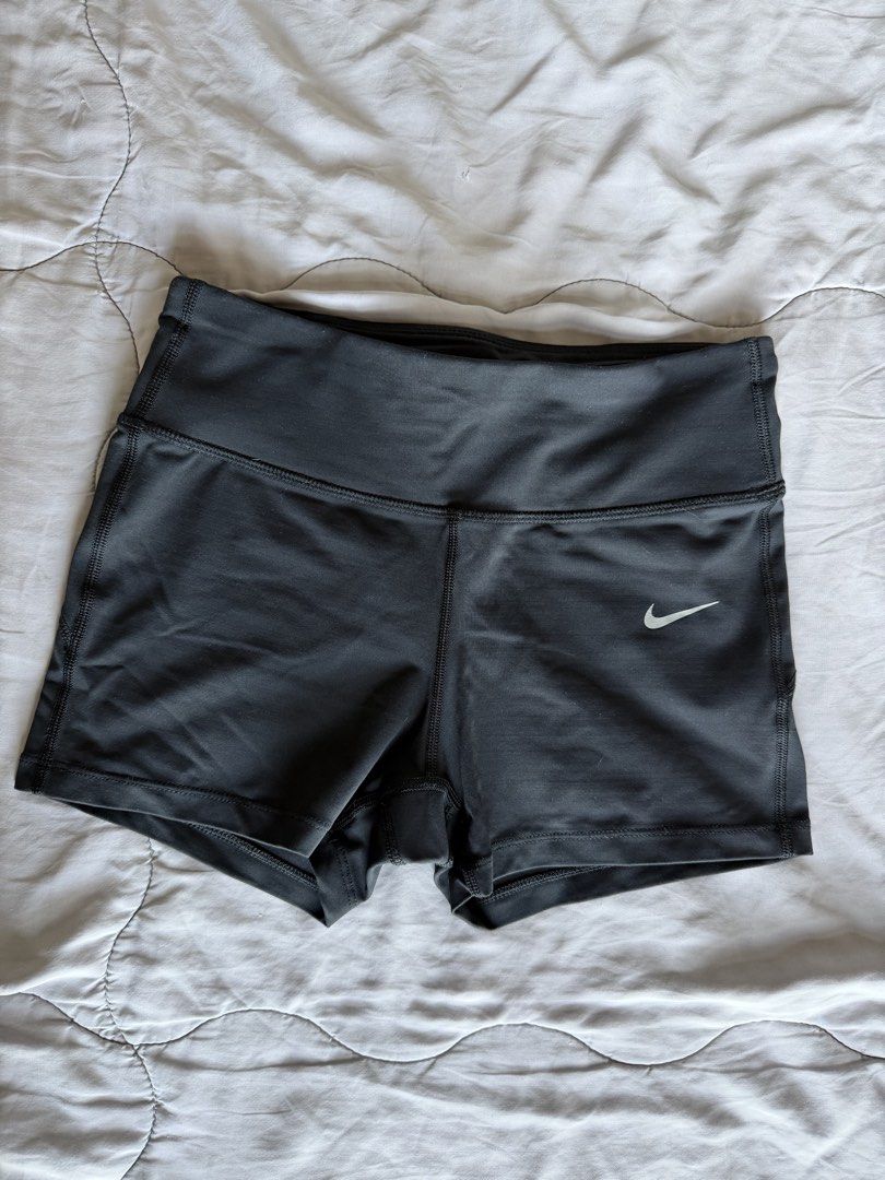 Nike Dri-Fit Gym Shorts (Category: Shorts) located in Cebu City. Submitted by itemsbysarah (Listing ID 1429408000, Image 1). Description: Nike Dri-Fit Gym Shorts Size Medium Used a few times, no flaws RFS: decluttering LAST PRICE ❕Low ballers will not be entertained ❕.