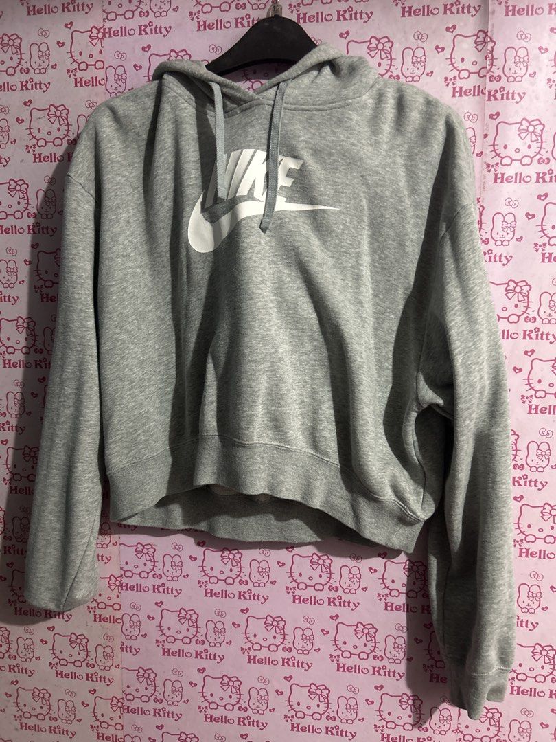 Nike Gray Hoodie (Category: Coats, Jackets and Outerwear) located in Manila. Submitted by hellokitty_21 (Listing ID 1429453955, Image 1). Description: Nike sweater, large, original .