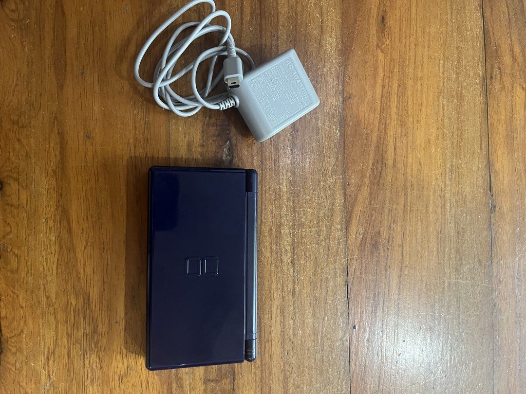 Nintendo (iQue) ds lite (Dark blue) (Category: Nintendo) located in Iloilo. Submitted by joakimnnn (Listing ID 1429352138, Image 2). Description: Nintendo IQue ds lite (Dark blue colorway) rare -Includes, charger, console, gba cover, and stylus - In Very good condition. Both screens work. It reads both gba and ds games. Ready to play! Mop: Paymaya or Gcash .