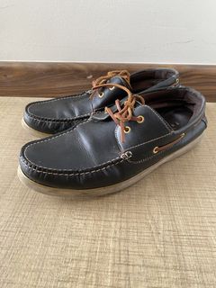 (Category: ) located in . Submitted by fleamarket68 (Listing ID 1429385106, Image 1). Description: .