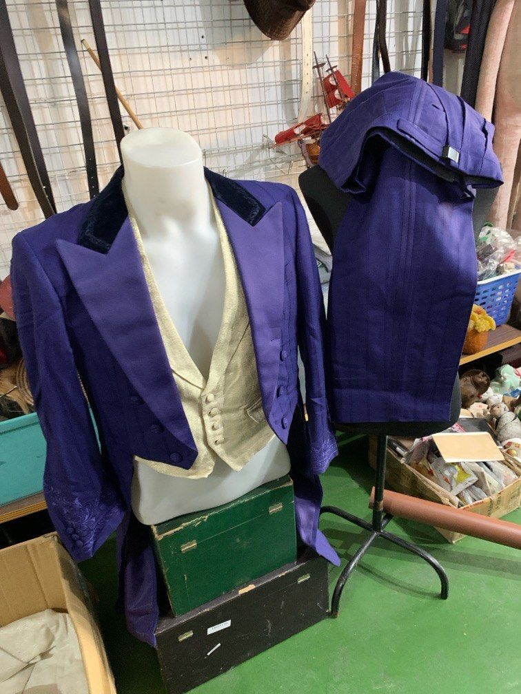 purple 3-piece tuxedo tailcoat set (Category: Sets & Coordinates) located in Angeles City. Submitted by jnwsurplus (Listing ID 1429417689, Image 2). Description: purple 3-piece tuxedo tailcoat set pm for dimes add SF.
