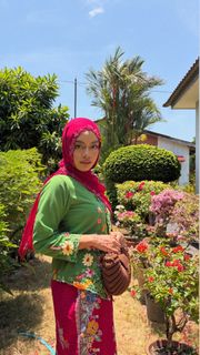 (Category: ) located in . Submitted by hmairazamri (Listing ID 1429443322, Image 1). Description: .