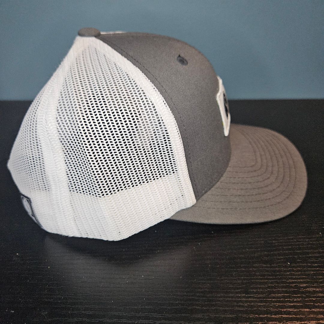 Salty Crew Trucker Hat (Category: Caps & Hats) located in Santa Rosa. Submitted by mcaps26 (Listing ID 1429424130, Image 2). Description: Salty Crew Cap -Adjustable, snapback Discounts for purchases of 3 or more caps. Drop a message for inquiries. .