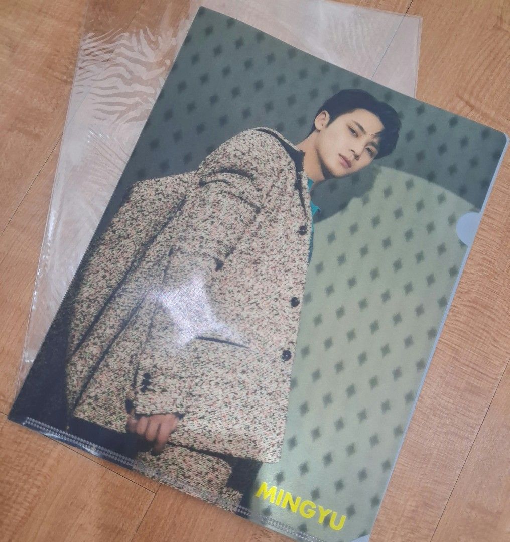 Seventeen Mingyu Dicon L- Folder Official (Category: K-Wave Merchandise) located in Quezon City. Submitted by joeys.oh_08 (Listing ID 1429355529, Image 2). Description: L-Folder features Mingyu from Seventeen. Official merch inclusion from (Seventeen Dicon Magazine). Price: 130 mint condition: 10/10 BRAND NEW Feel free to message me for further inquiries. #SEVENTEEN #MINGYU.