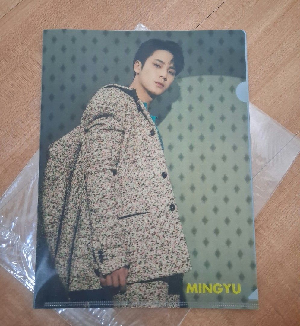 Seventeen Mingyu Dicon L- Folder Official (Category: K-Wave Merchandise) located in Quezon City. Submitted by joeys.oh_08 (Listing ID 1429355529, Image 1). Description: L-Folder features Mingyu from Seventeen. Official merch inclusion from (Seventeen Dicon Magazine). Price: 130 mint condition: 10/10 BRAND NEW Feel free to message me for further inquiries. #SEVENTEEN #MINGYU.