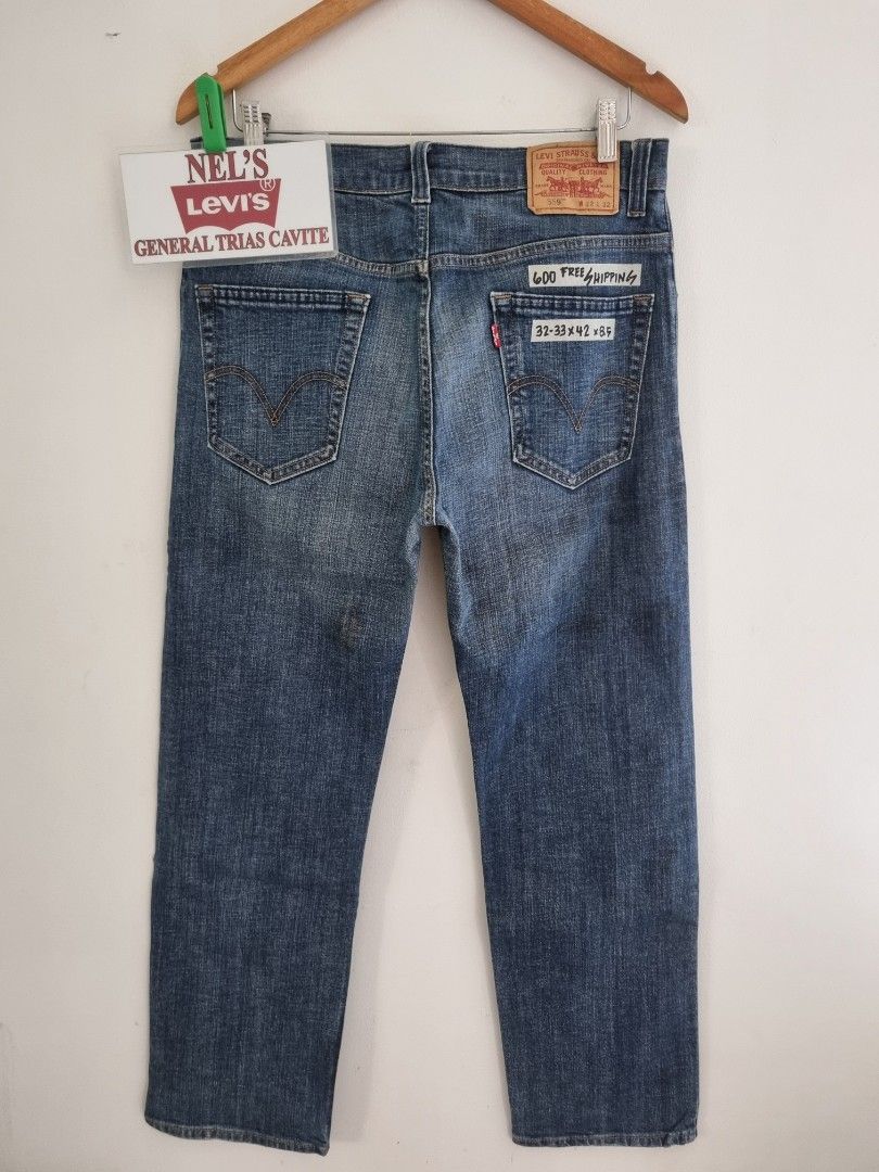 (size 32-33) MEN's Levis 559 Jeans (Category: Jeans) located in Cavite. Submitted by neltingson11 (Listing ID 1429460162, Image 2). Description: (size 32-33) MEN's Levis 559 Jeans Price: 600 FREE SHIPPING via J&T MOP: Gcash Willing to Video Call for Safety purposes.