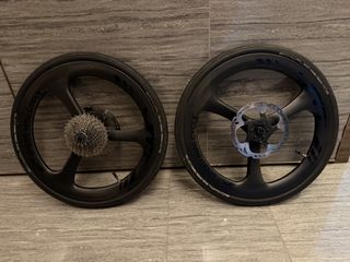 （分類：）位於 。 由 chanchung65 提交（商品編號 1429381985，圖片 1）。簡介： 。
