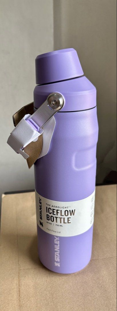 Stanley Aerolight Ice Flow (Category: Water Bottles & Tumblers) located in Quezon City. Submitted by elenjo (Listing ID 1429414972, Image 3). Description: Price is negotiable. Stay hydrated in style with this brand new Stanley AeroLight IceFlow Bottle (24 oz / 710 ml) in a lovely lavender color. Lightweight yet durable, it’s perfect for daily use, workouts, or travel, keeping drinks cold for hours. Features: • 24 oz / 710 ml capacity • Lightweigh