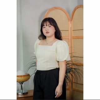 (Category: ) located in . Submitted by ohmykat (Listing ID 1429453802, Image 1). Description: .
