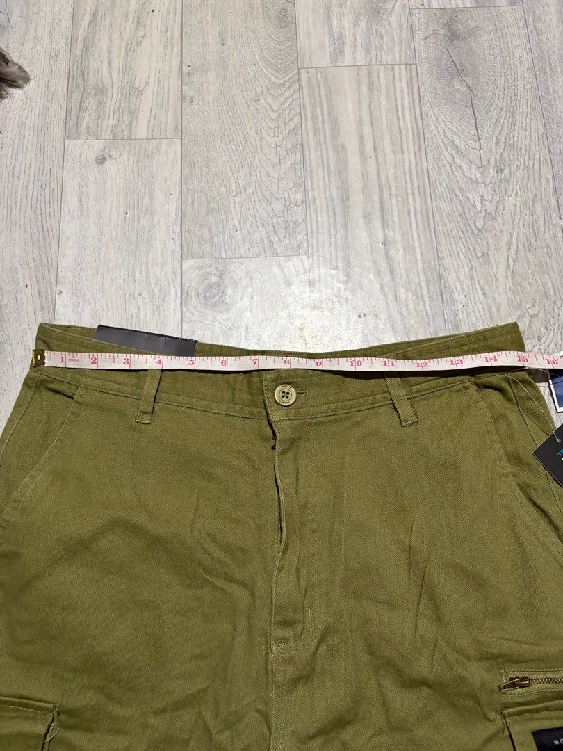 Tony Hawk Cargo short (Category: Shorts) located in Guihulngan. Submitted by fbthriftgoodsniace (Listing ID 1429381319, Image 3). Description: .